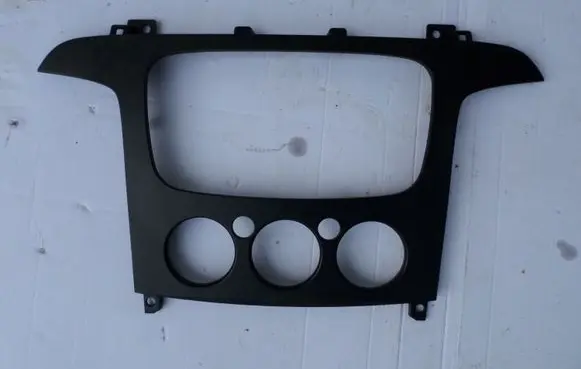 Ford Galaxy Radio/GPS head unit trim 