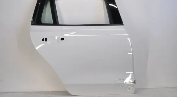 Volvo V60 Rear door 