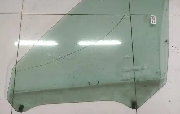 Citroen C4 Grand Picasso Front door window glass four-door AS2