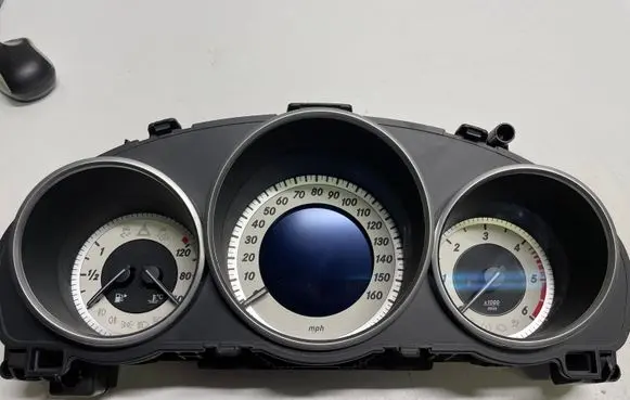 Mercedes-Benz E W212 Speedometer (instrument cluster) A2129007329