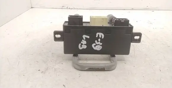 BMW 5 E39 Door control unit/module 613569042559 F452047AA 689667