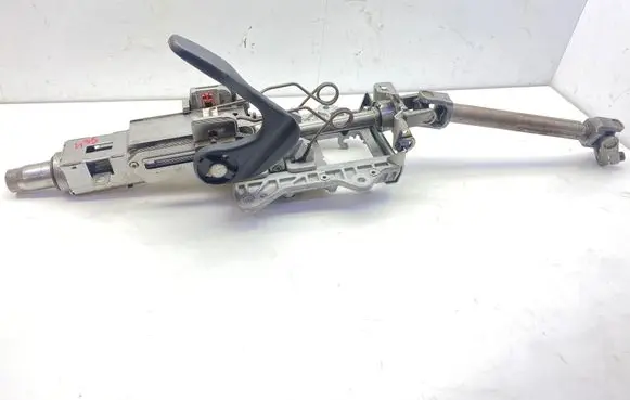 Audi Q3 8U Steering wheel axle 5N1419502C 11081903