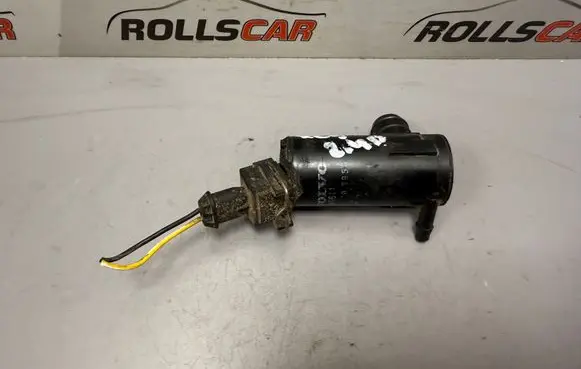 Volvo XC90 Windscreen/windshield washer pump 9169611