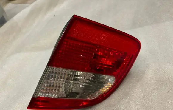 Mercedes-Benz E W211 Tailgate rear/tail lights 2118201464 A2118201464 3710DS11