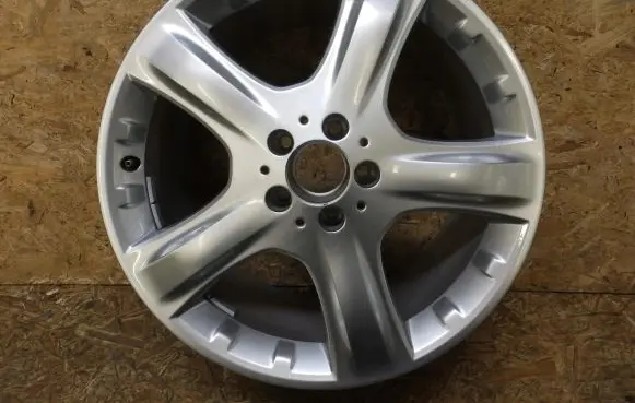 Mercedes-Benz GL X164 R19 alloy rim 
