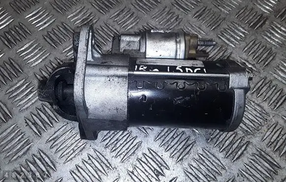 Renault Captur Starter motor 233007689
