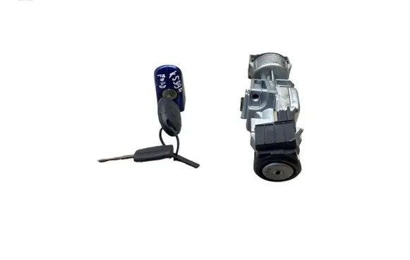 Ford C-MAX I Ignition lock 3M513F880AC