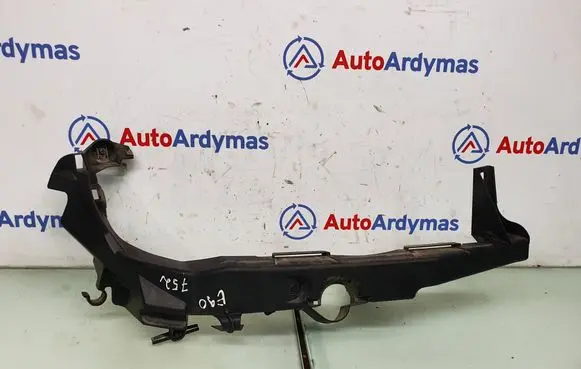 BMW 3 E90 E91 Headlight/headlamp mounting bracket 7116708 51117116708