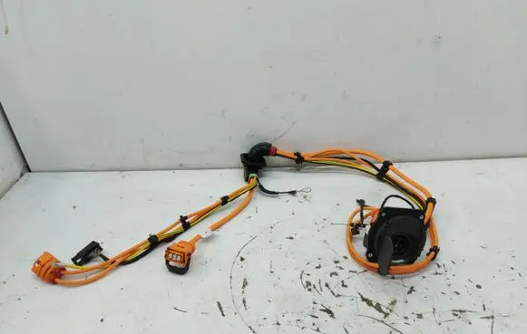 Mercedes-Benz GLA H247 Electric car charge socket A2475400143-jlk01