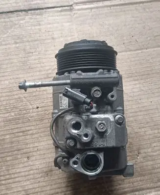Mercedes-Benz E W212 Air conditioning (A/C) compressor (pump) A0022303211 4471909698 12L04703