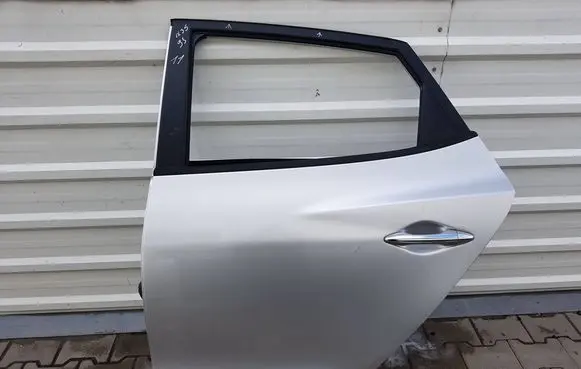 Hyundai ix35 Rear door 