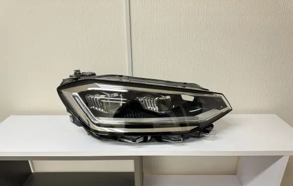 Volkswagen Golf Sportsvan Headlight/headlamp 517941082 90141153 8891VF24401W