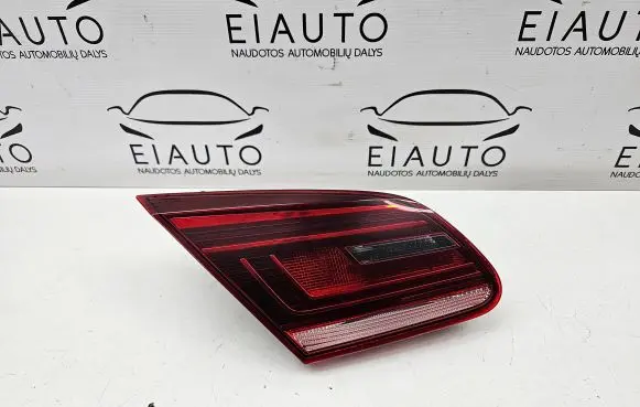 Volkswagen PASSAT CC Tailgate rear/tail lights 3C8945307R 81180103 3C8945307