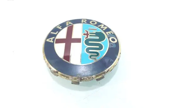 Alfa Romeo Giulietta Original wheel cap D418