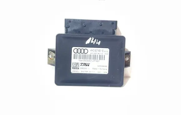 Audi A6 C7 Hand brake control module 4H0907801