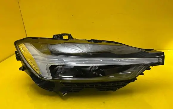 Volvo XC60 Headlight/headlamp 32420440