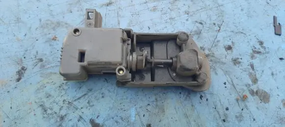 Volvo S40 Holder (bracket) 