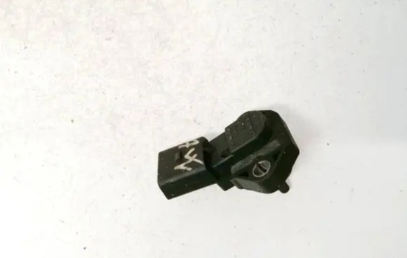 Volkswagen PASSAT B5 Air pressure sensor 038905051 0281002177