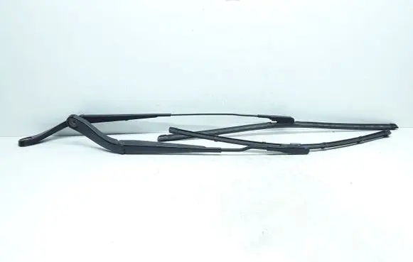 Ford Grand C-MAX Front wiper blade arm AM5117526BB AM5117526AB