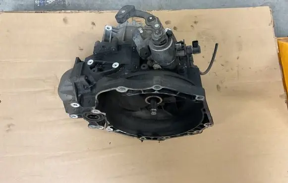 Opel Mokka Manual 6 speed gearbox 