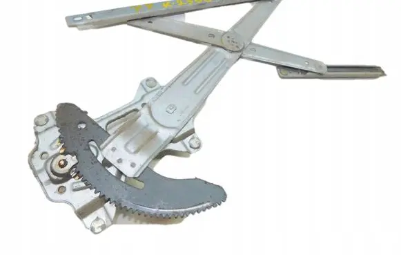 KIA K2700 King Cab Front door manual window regulator 