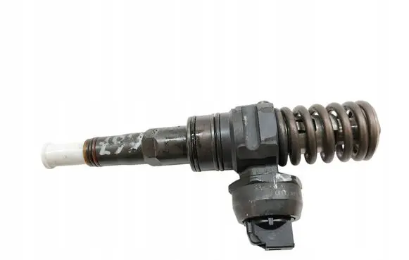 Volkswagen PASSAT B5.5 Fuel injector 038130073BA