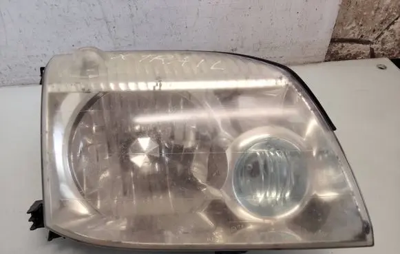 Nissan X-Trail T30 Headlight/headlamp