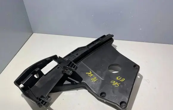 Volvo S80 Front door lock 30661072 983049103