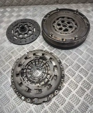 BMW 3 E90 E91 Clutch set kit 7594442 7594444 7573043