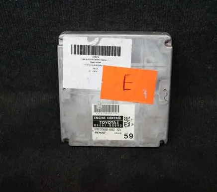 Toyota Avensis T250 Engine control unit/module