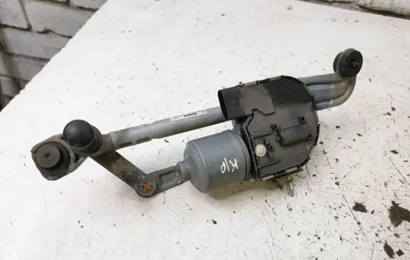 Volkswagen Golf Plus Front wiper linkage and motor 5M0955023E 020881