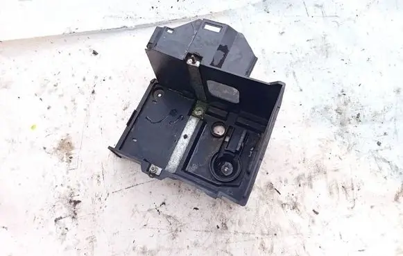 Ford Focus Battery box tray 3M5110723AN