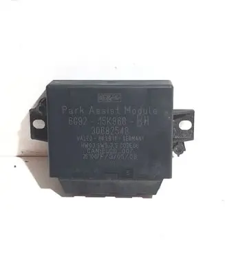 Volvo V70 Parking PDC control unit/module 30682548 15K866 0726803082