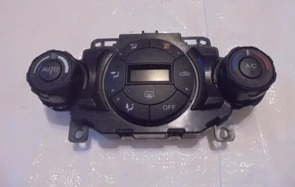 Ford Ecosport Climate control unit DN1T-18C612-AF