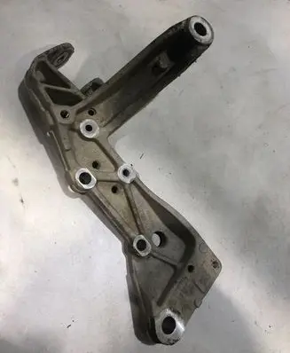 Volkswagen Golf V Front lower control arm/wishbone 1K0199296F