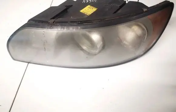 Volvo V50 Headlight/headlamp 30698885 0301198203 306988850301198203