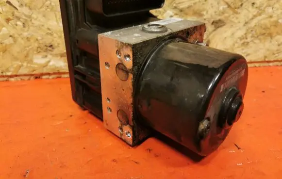 Opel Zafira B ABS Pump 13246539