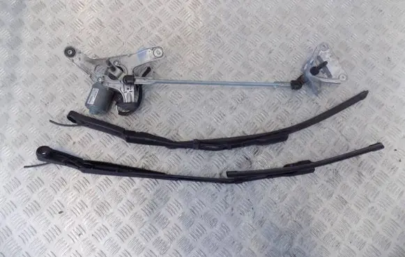 Citroen DS4 Front wiper linkage 