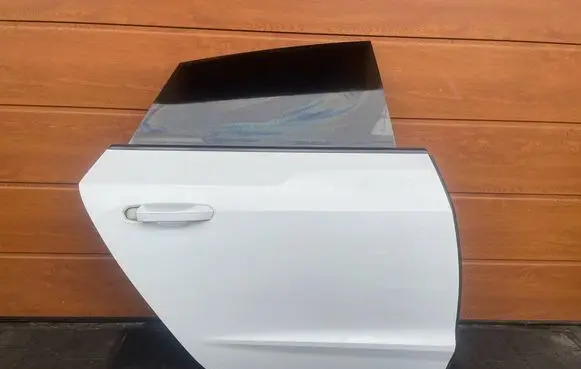 Audi A7 S7 4K8 Rear door