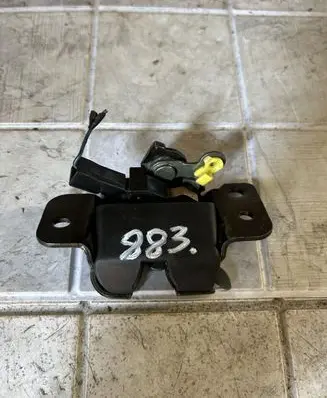 Hyundai Atos Prime Tailgate/trunk/boot lock/catch/latch