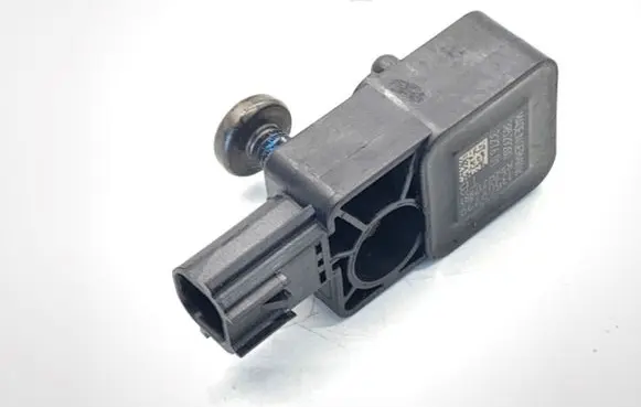 Opel Corsa E Airbag deployment crash/impact sensor 13509729