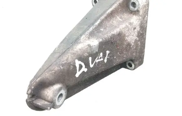 Mercedes-Benz E W211 Engine mounting bracket A6112230804