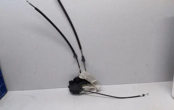 Hyundai Sonata Rear door lock