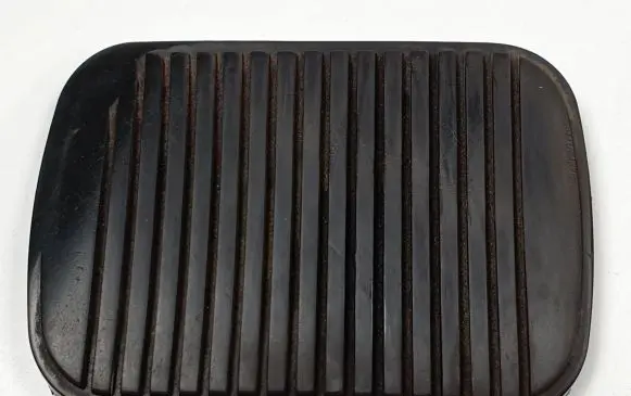 Jaguar S-Type Brake pedal