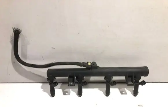 Citroen C4 Grand Picasso Fuel injectors set 9628084680