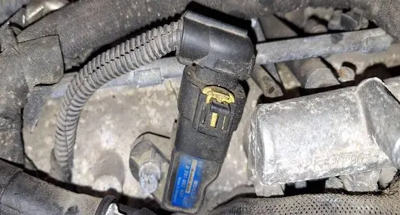 Saab 9-5 Air pressure sensor 0281002437