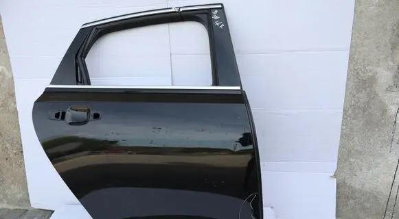 Volvo S90, V90 Rear door 