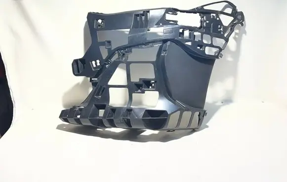 BMW 2 Active Tourer U06 Front bumper mounting bracket 8737241