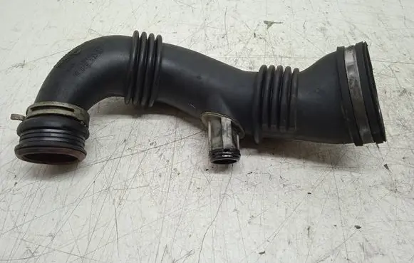 Citroen C4 I Picasso Intercooler hose/pipe 9687883680