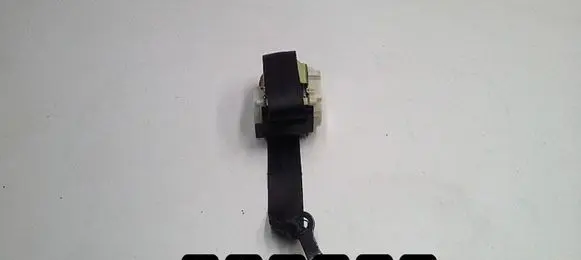Volkswagen Golf Plus Front seatbelt 5M0857806